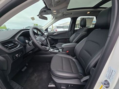 New 2025 Ford Escape Base w/ Class II Trailer Tow Package image 17