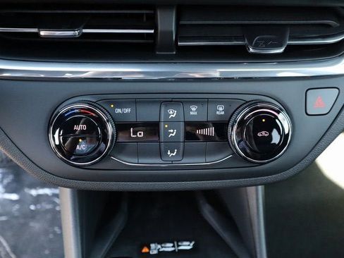 New 2026 Buick Envista Sport Touring w/ Convenience II Package FWD image 34
