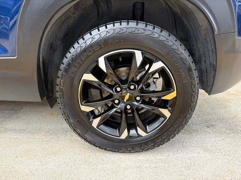 Used 2022 Chevrolet TrailBlazer LT w/ Convenience Package AWD/4WD image 8