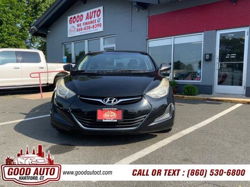 Used 2016 Hyundai Elantra SE image 2