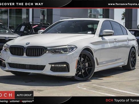 Used 2017 BMW 540i RWD image 1