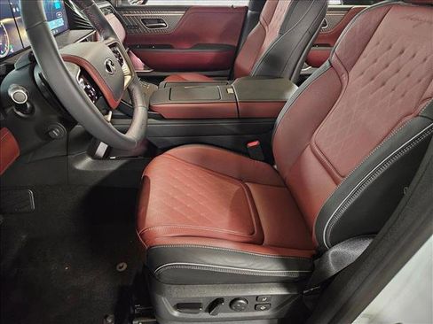 Used 2026 INFINITI QX80 Autograph w/ Premium Cargo Package image 16