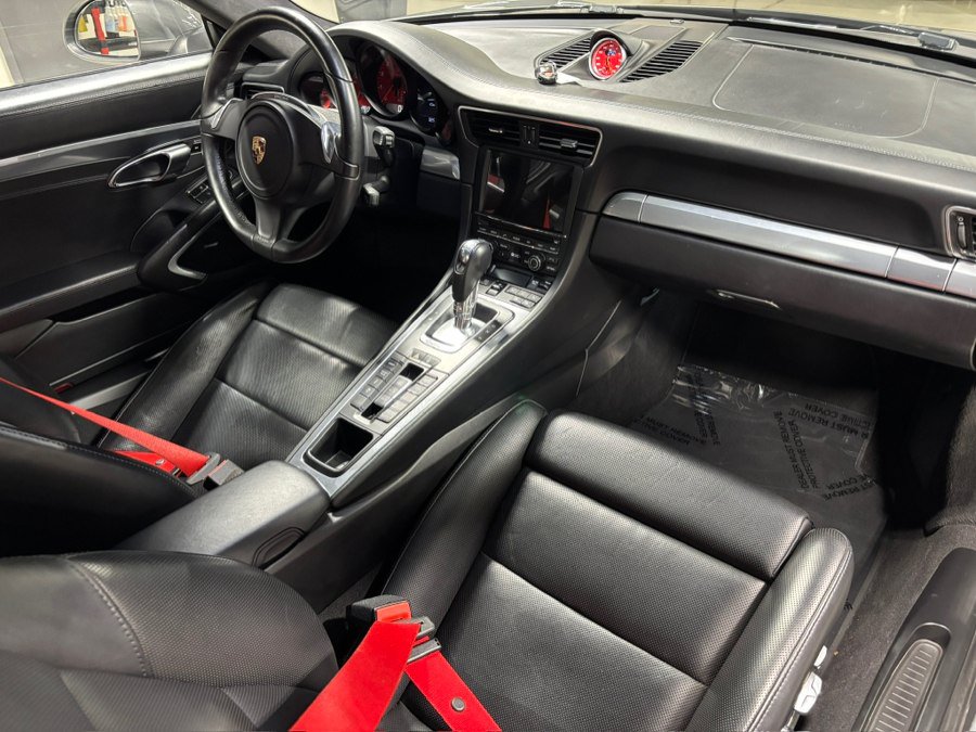 Used 2013 Porsche 911 Carrera 4S w/ Bose Audio Pkg AWD/4WD image 18