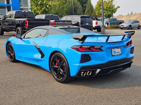 Used 2021 Chevrolet Corvette Stingray Premium Conv w/ Z51 Performance Package RWD image 7