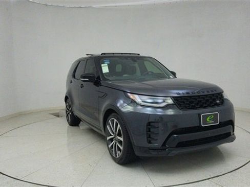 Used 2024 Land Rover Discovery Dynamic SE image 69