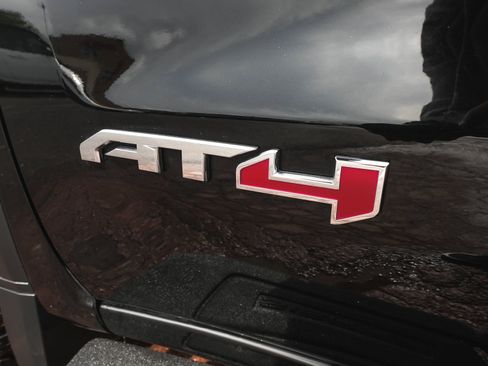 Used 2022 GMC Sierra 1500 AT4 w/ AT4 Premium Package AWD/4WD image 52