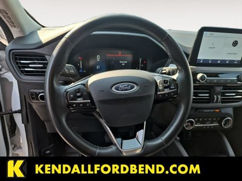 Certified 2024 Ford Escape Active AWD/4WD image 13