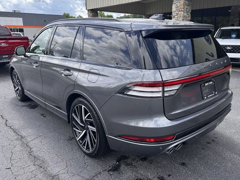 Used 2025 Lincoln Aviator Black Label w/ Jet Appearance Package AWD/4WD image 8