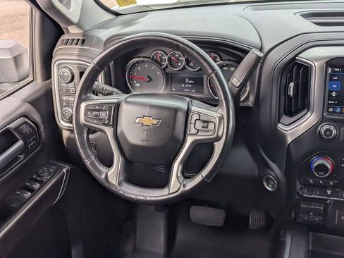 Used 2022 Chevrolet Silverado 2500 LTZ w/ LTZ Convenience Package image 15