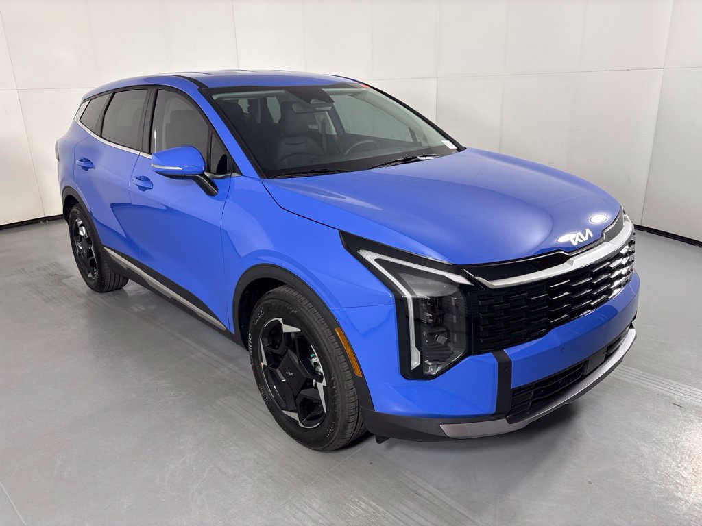 New 2026 Kia Sportage EX FWD image 2