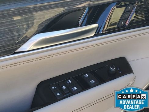 Used 2022 Jeep Wagoneer Series II image 47