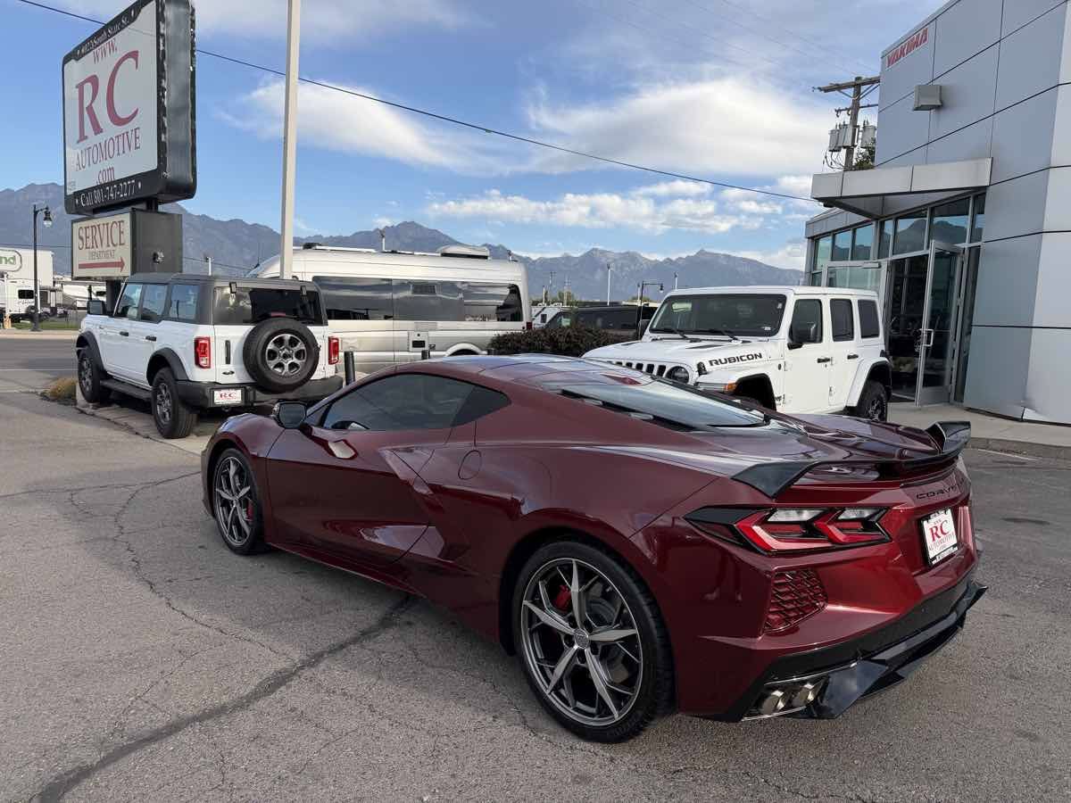 Used 2020 Chevrolet Corvette Stingray Premium Cpe w/ 3LT Preferred Equipment Group RWD image 3