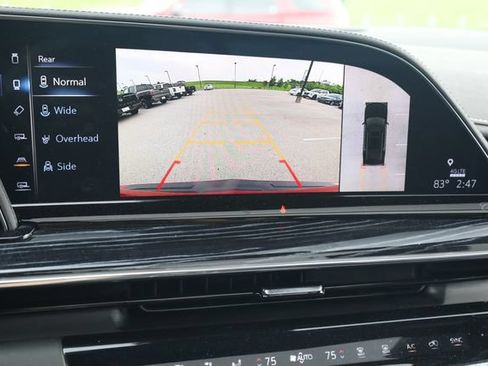 Used 2022 Cadillac Escalade Sport AWD/4WD image 17