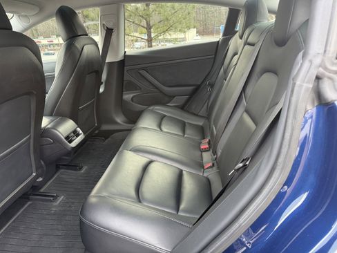 Used 2020 Tesla Model 3 Standard Range Plus image 37