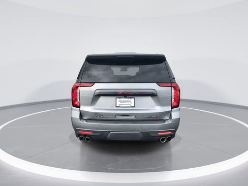 Used 2024 GMC Yukon AT4 w/ Technology Package AWD/4WD image 7