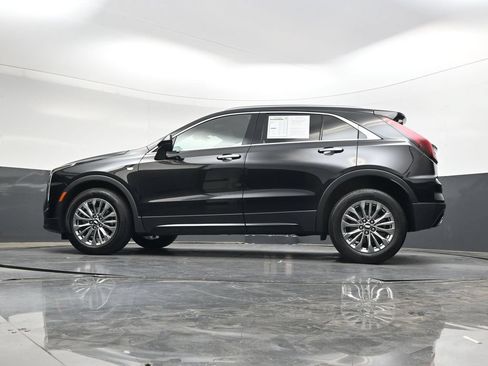 Used 2024 Cadillac XT4 Premium Luxury FWD image 43