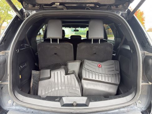 Used 2018 Ford Explorer Sport image 16