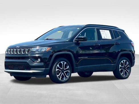 Used 2023 Jeep Compass Limited AWD/4WD image 3