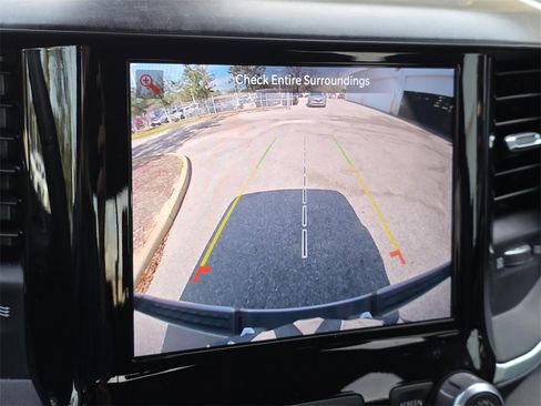 Used 2022 RAM 1500 Big Horn image 14