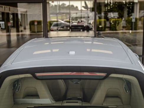 Used 2014 Porsche Panamera 4S Executive AWD/4WD image 10