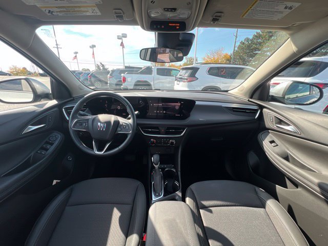 Used 2024 Buick Encore GX Preferred AWD/4WD image 18