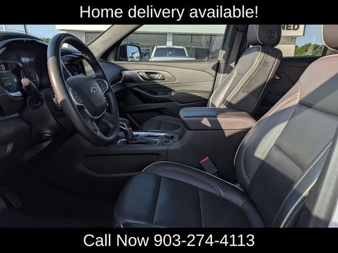 Used 2023 Chevrolet Traverse Premier w/ Redline Edition FWD image 28
