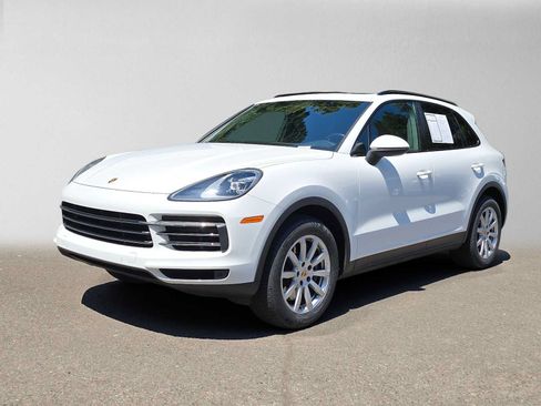 Used 2021 Porsche Cayenne AWD/4WD image 7