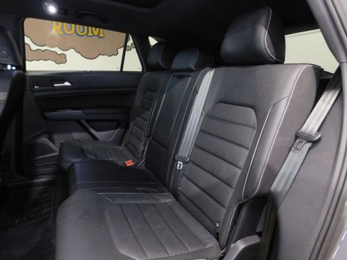 Used 2020 Volkswagen Atlas Cross Sport SEL Premium R-Line image 52