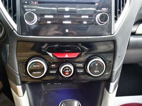 Used 2022 Subaru Forester Limited image 53