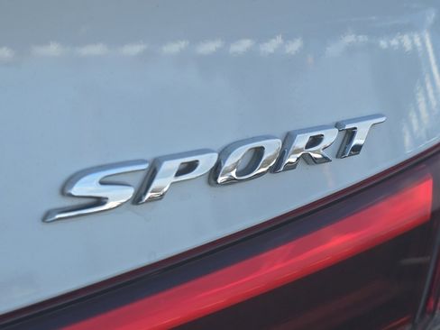 Certified 2024 Honda Civic Sport image 11