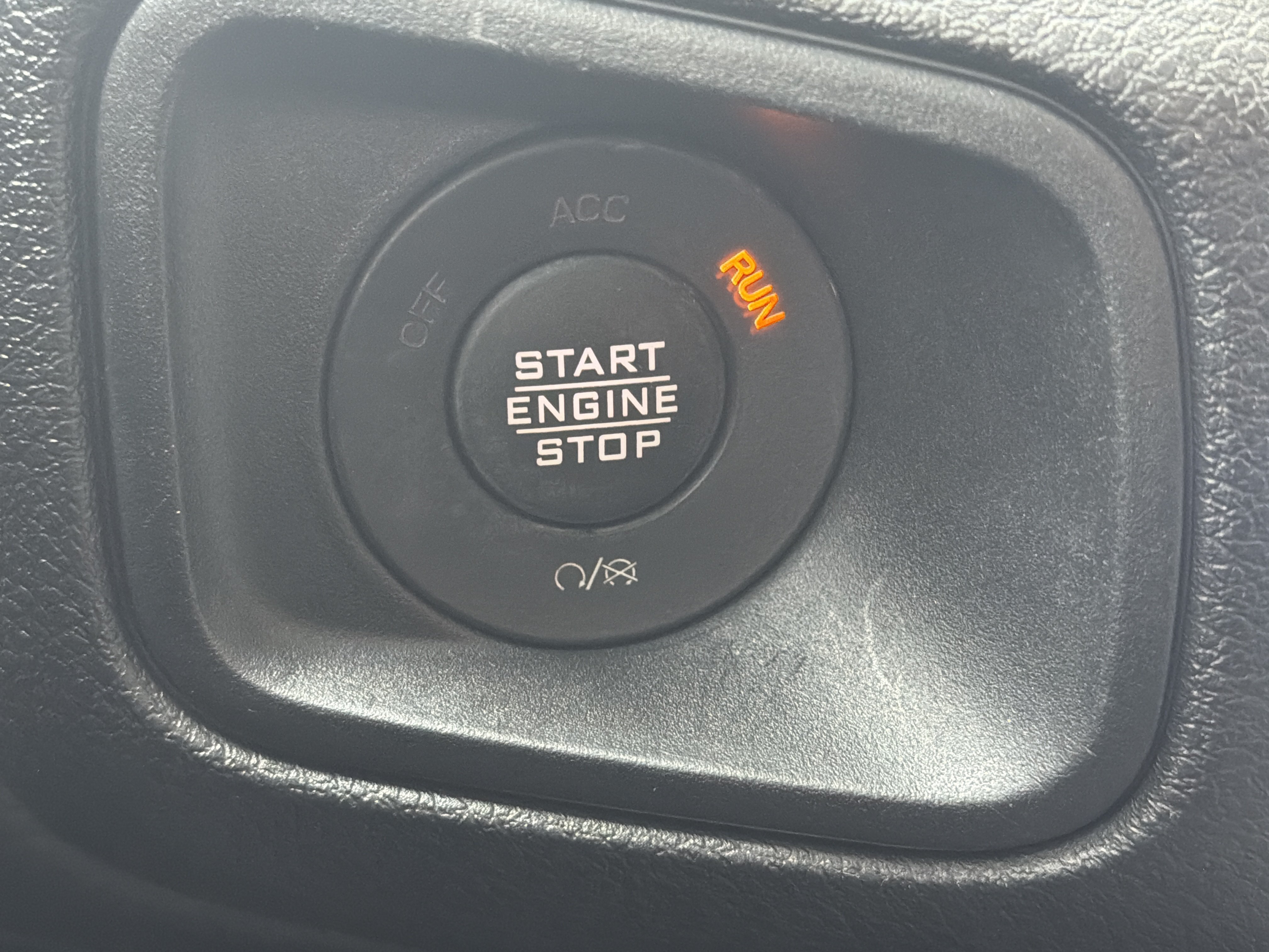 Used 2024 Jeep Wrangler Sport AWD/4WD image 15