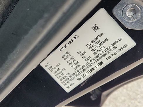 Used 2022 Tesla Model 3 Long Range image 33