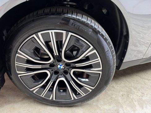 Used 2025 BMW X3 xDrive30i w/ Premium Package image 28