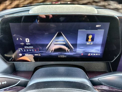 Used 2025 Chevrolet Traverse Z71 w/ LPO, Illumination Package AWD/4WD image 12