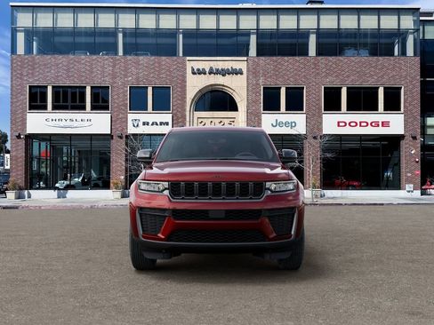 New 2026 Jeep Grand Cherokee Altitude RWD image 6