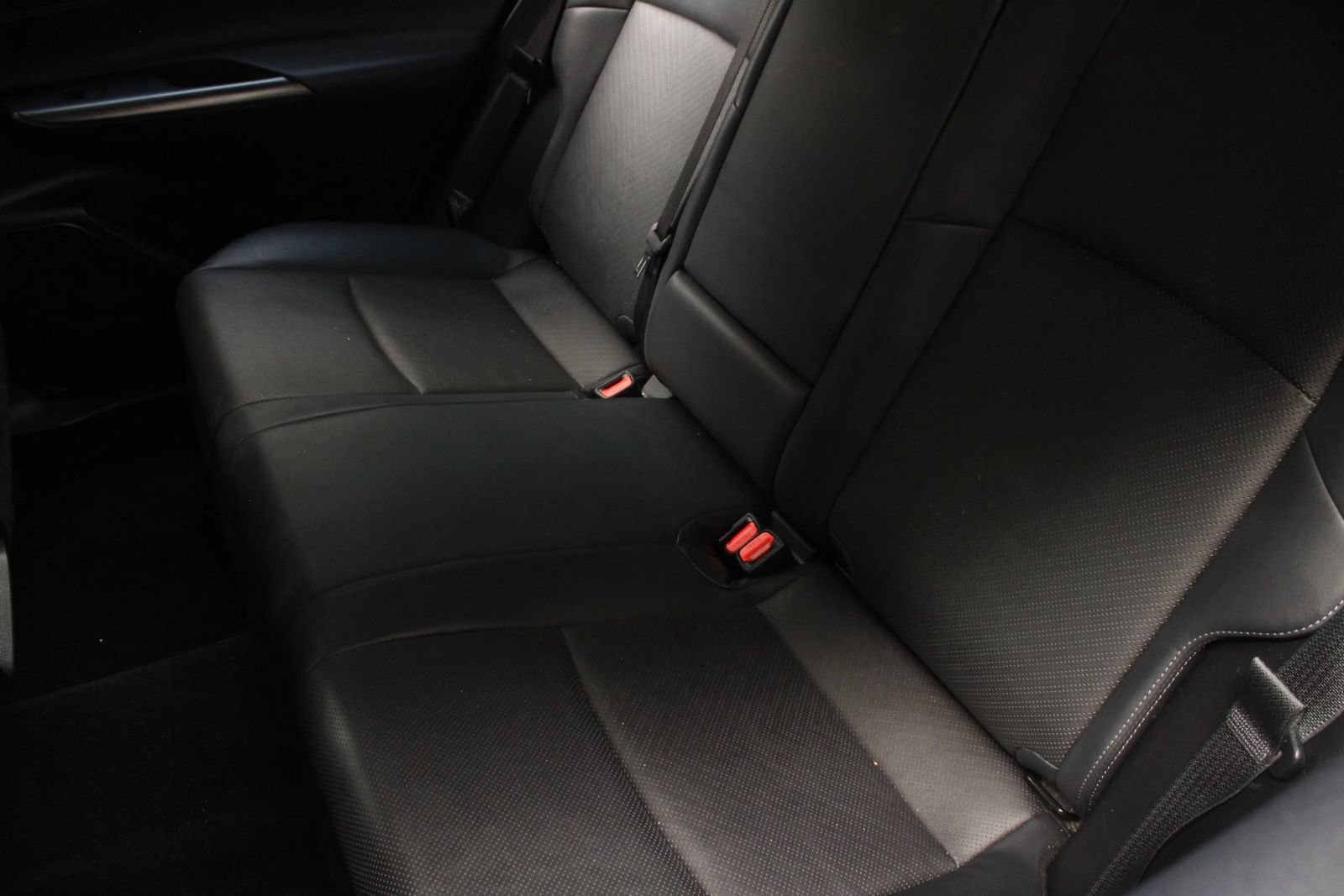 Used 2021 Toyota Venza XLE w/ Softex Package AWD/4WD image 18