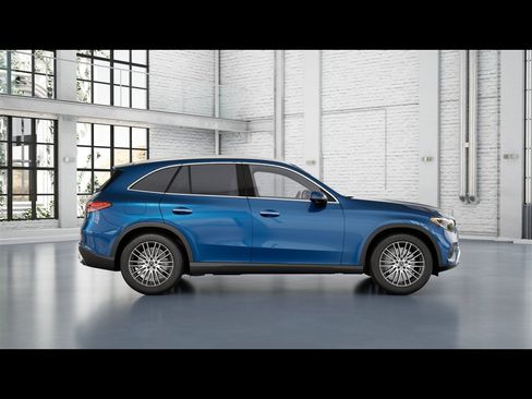 Certified 2026 Mercedes-Benz GLC 300 4MATIC image 11
