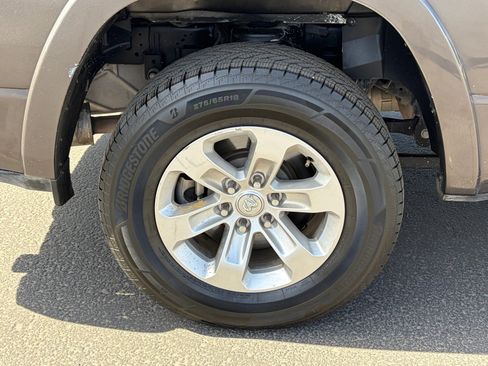 Used 2021 RAM 1500 Laramie AWD/4WD image 10