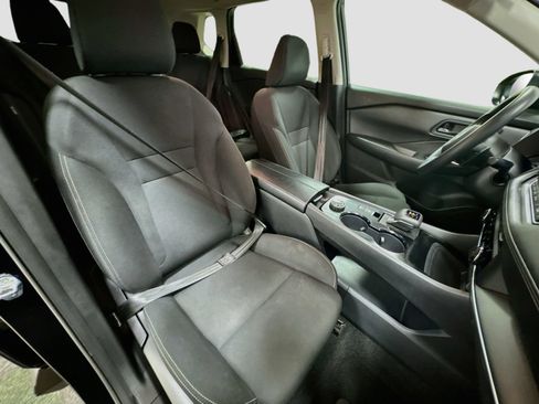 Used 2024 Nissan Rogue S AWD/4WD image 26