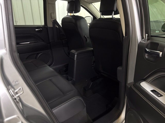Used 2016 Jeep Compass High Altitude FWD image 17