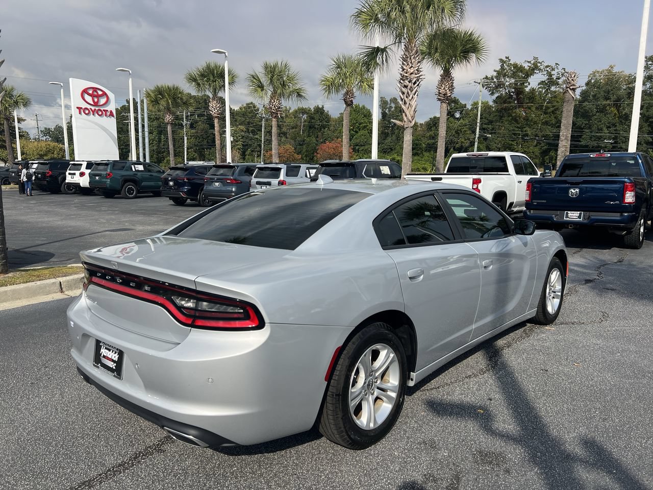 Used 2023 Dodge Charger SXT RWD image 10