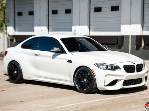 Used 2017 BMW M2 image 10