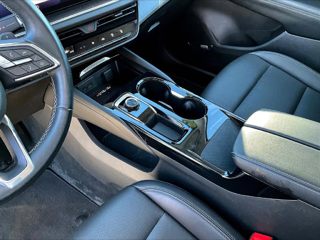 Used 2024 Buick Envision Preferred AWD/4WD image 21