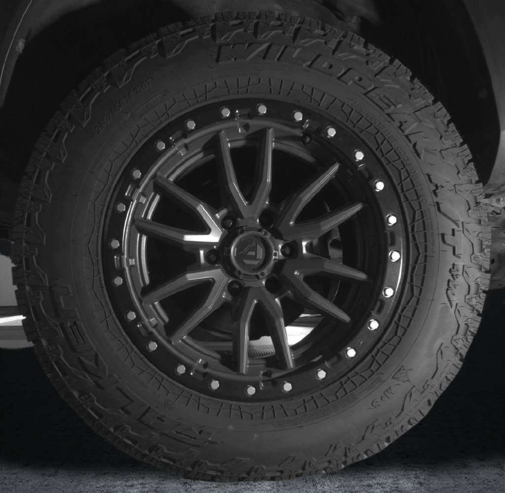 Used 2022 Toyota Tacoma TRD Off-Road w/ Technology Package AWD/4WD image 10