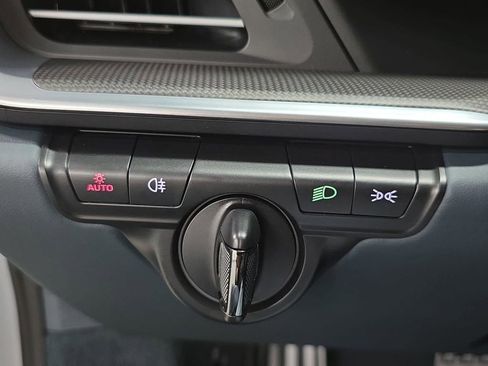 Certified 2025 Porsche 911 Turbo AWD/4WD image 22