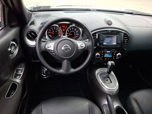 Used 2013 Nissan Juke SL AWD/4WD image 11