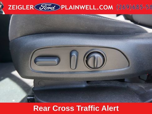 Used 2023 Chevrolet Blazer LT w/ Driver Confidence Package AWD/4WD image 17