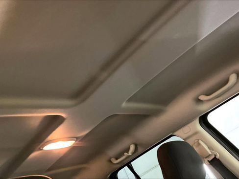 Used 2017 Jeep Patriot Latitude FWD image 14