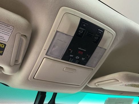 Used 2013 Lexus GX 460 image 18