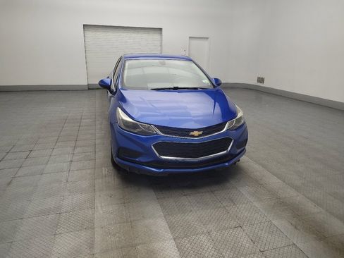 Used 2018 Chevrolet Cruze LT w/ Convenience Package FWD image 14